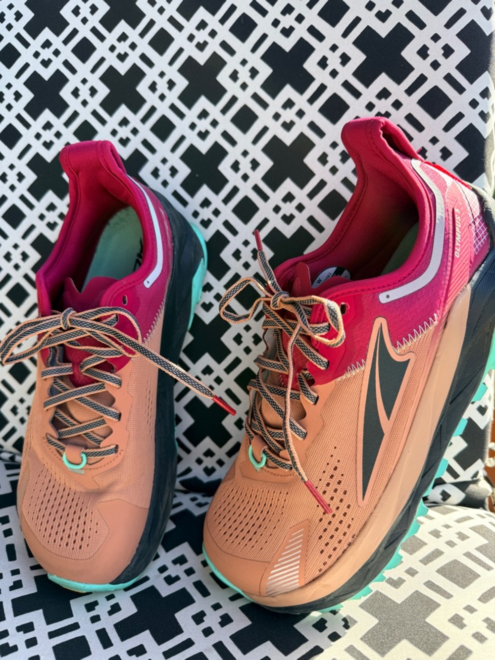 ALTRA OLYMPUS 5 Women's size 10.5 - Picture 6 of 10